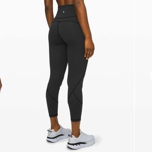 Lululemon in movement tight *everlux 25”